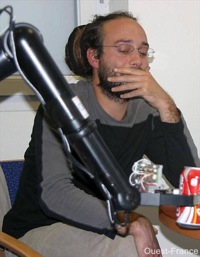 Photo du bras articulé pour la rééducation