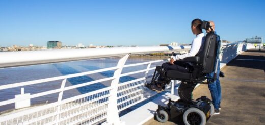 Fiche produit : Roltec Python  Fauteuil roulant électrique à châssis fixe