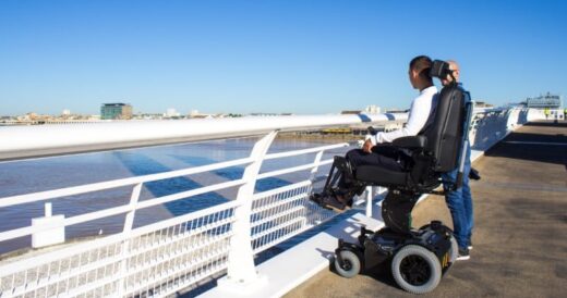 Fiche produit : Roltec Python  Fauteuil roulant électrique à châssis fixe