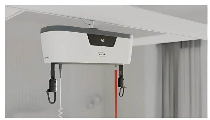  le Robin Evo est un nouveau lève-personne fixé au plafond. 