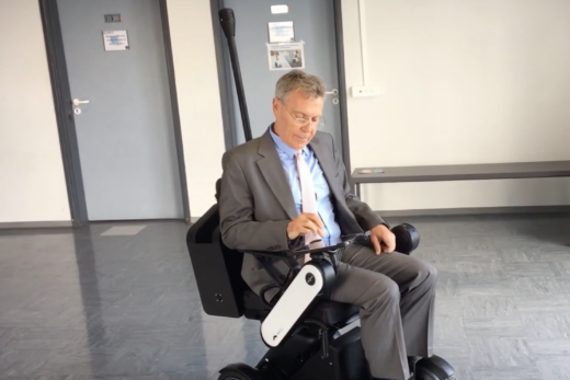VITA-MOVE Fauteuil autonome pour environnement grand public