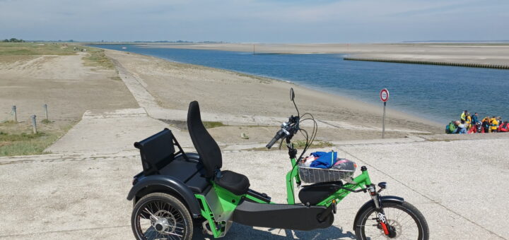 Le PROMENER hpr à la plage